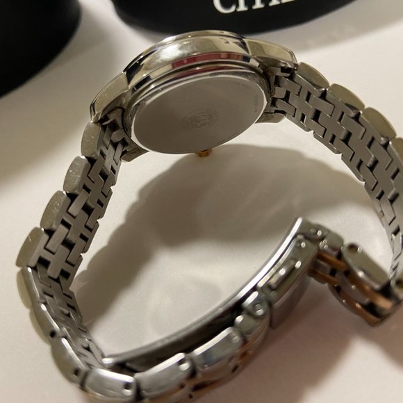 Citizen FD1036-50D Rose Gold & Silver Tone Mother-of-Pearl Dial Watch $375 - Picture 3 of 11